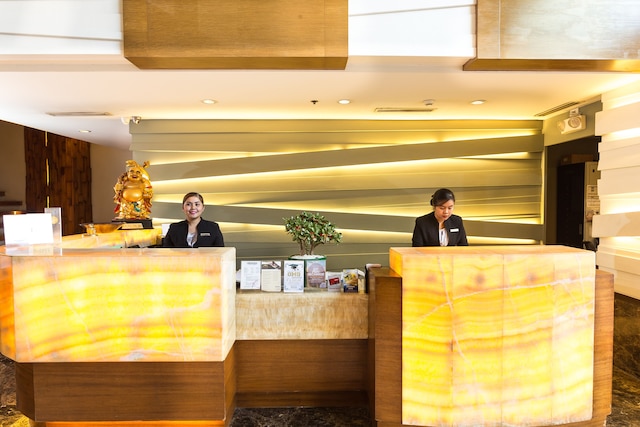 アルマダ ホテル