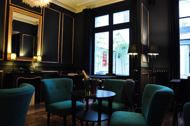 アルバ オペラ ホテル