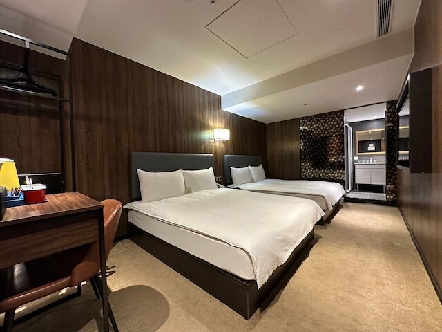 エアライン イン 台北 シーメン