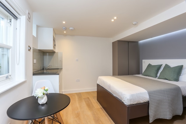 インヴァネステラスサービスアパートメントバイコンセプトアパートメント