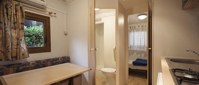 キャンピング ビレッジ マーレ ピネータ バイア システィアーナ