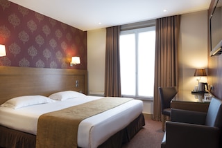 ホテル ヴォルネイ オペラ