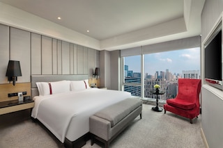 ロンバス パーク アウラ成都ホテル (花樣年·隆堡成都酒店)