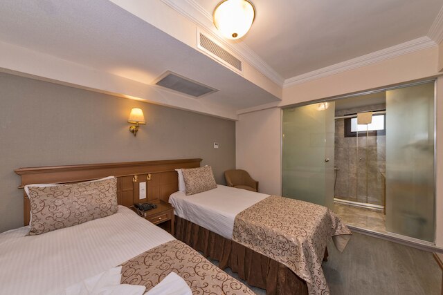 ラレリ ゴネン ホテル