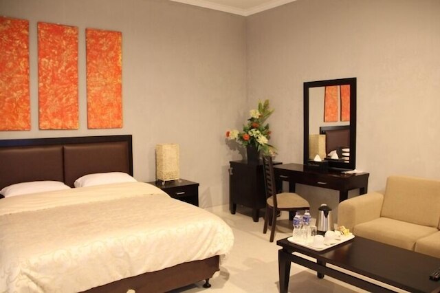 ザ レイディアント ヴィラズ & ファンクション ホール