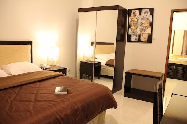 ザ レイディアント ヴィラズ & ファンクション ホール