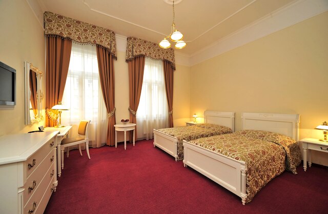 アルクシュ ダウンタウン ホテル