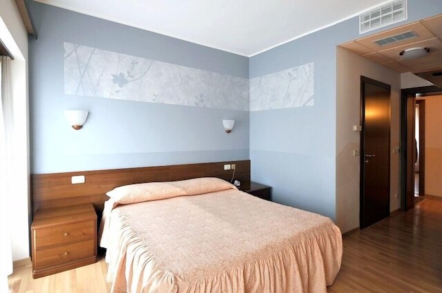 ホテル リストランテ アイ キャンピ ディ マルセロ