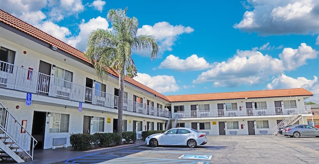 ホーソーン プラザ イン