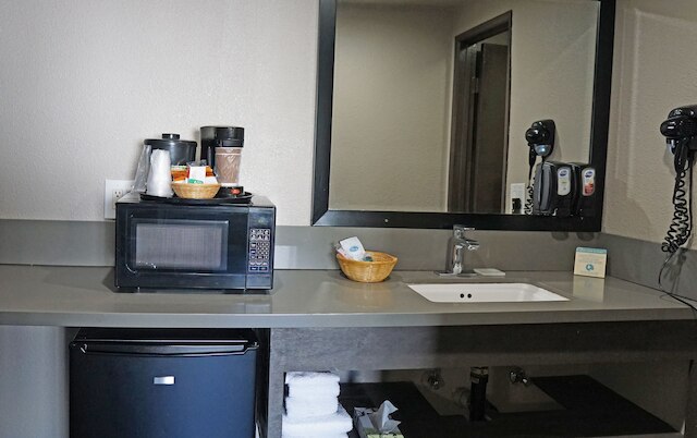 ホーソーン プラザ イン