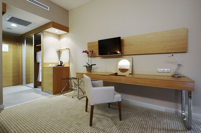 ラマダ バイ ウインダム ポドゴリツァ