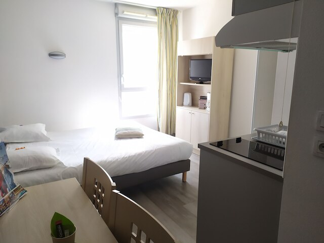 ラグランジュ アパートオテル レスカル マリーン