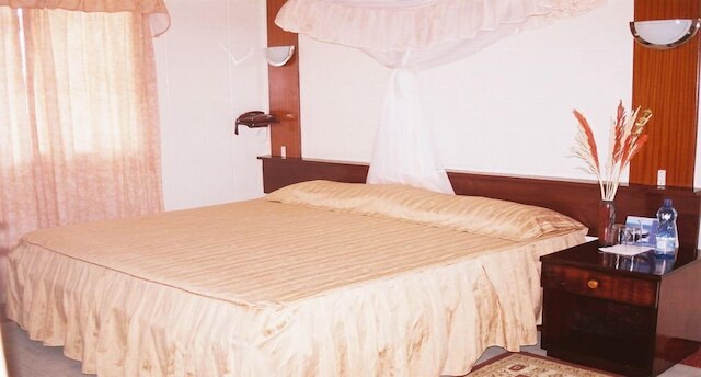 ブルー ハット ホテル