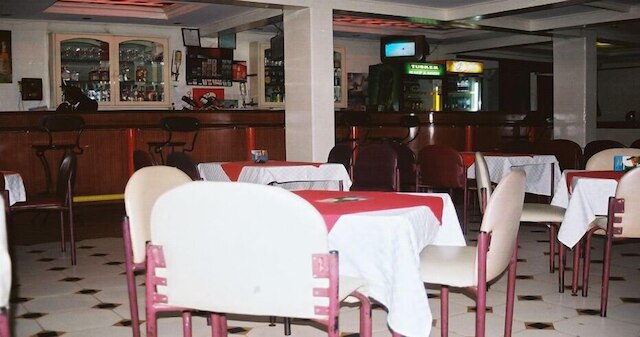 ブルー ハット ホテル