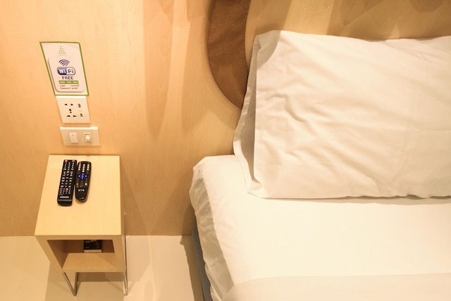 テン スターズ ホテル プラトゥーナム