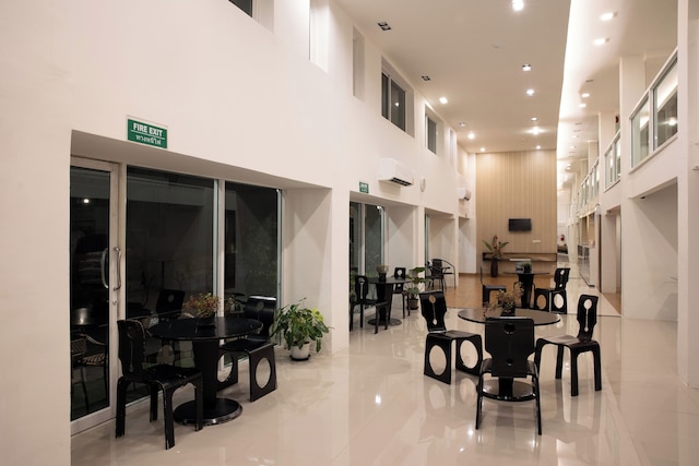 ナントラ シロム