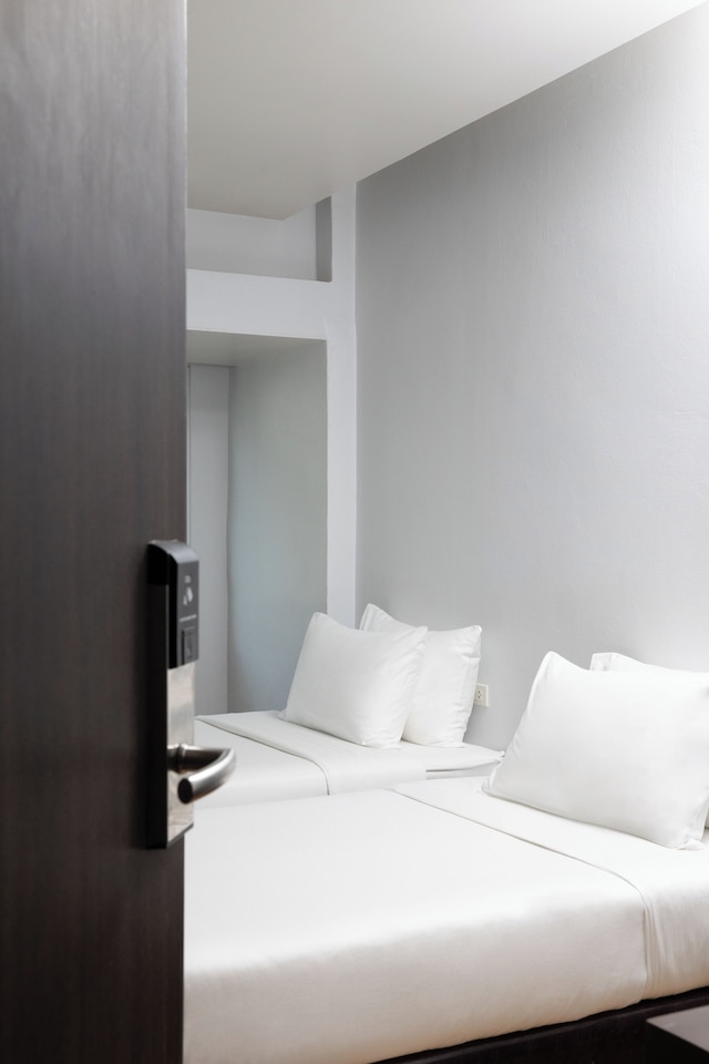 ナントラ シロム