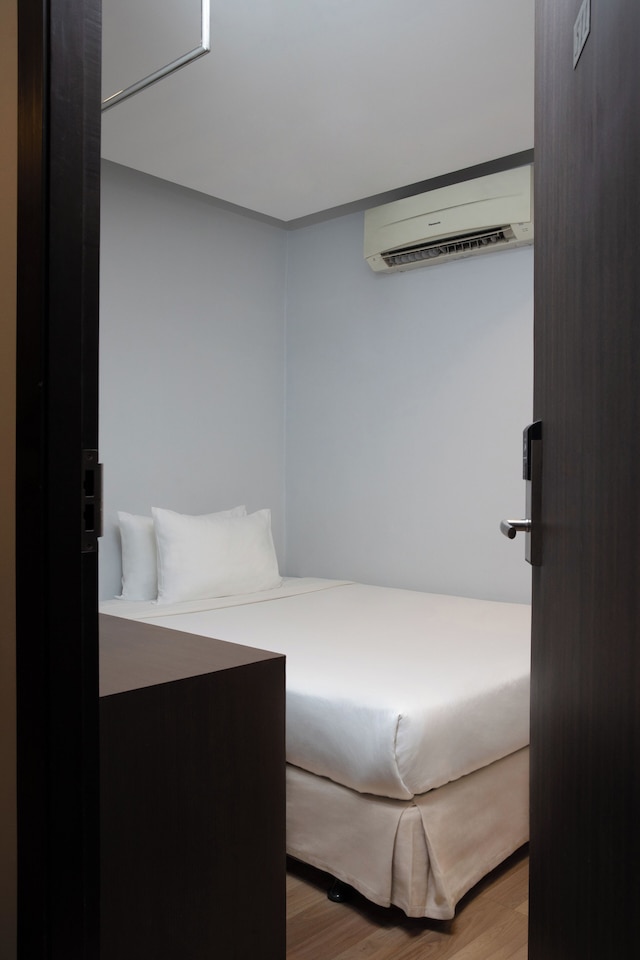 ナントラ シロム