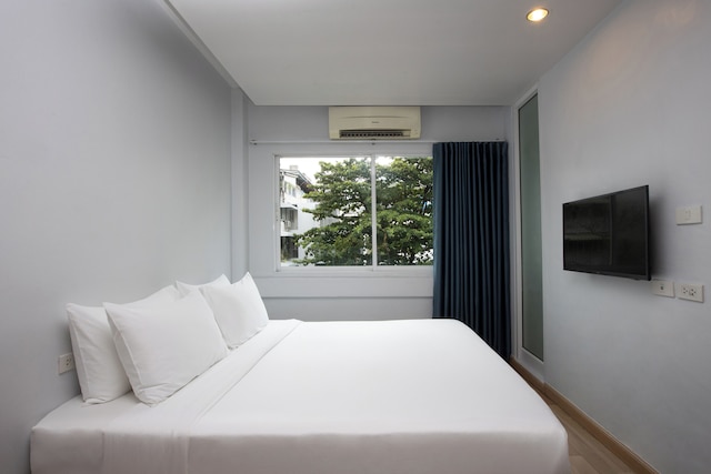 ナントラ シロム