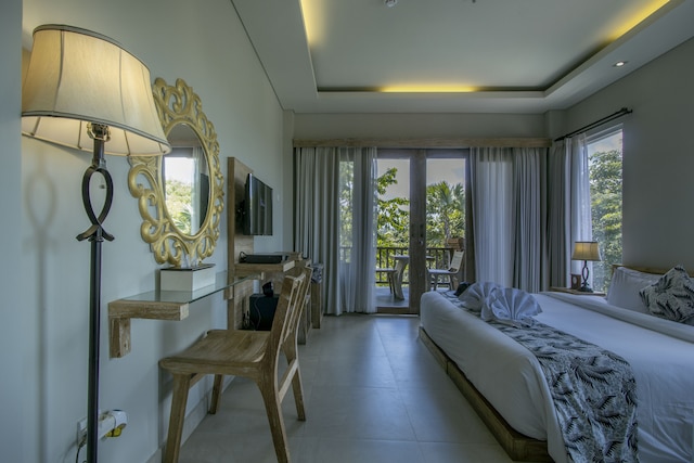 カジャネ ヤンロニ