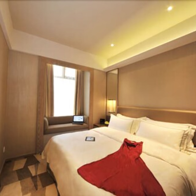 ロイヤル スイーツ & タワー