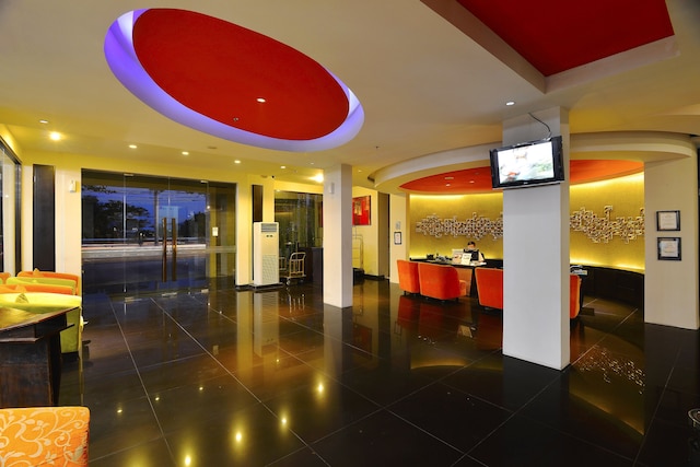 100 サンセット ホテル