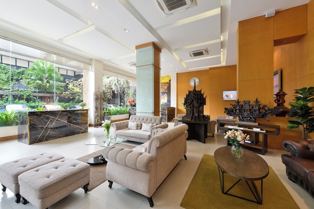 アブルーム エクスクルーシブ サービスド アパートメンツ