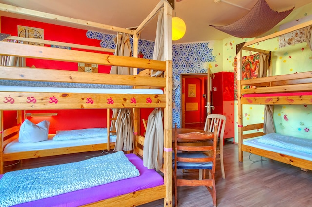 ロリス ホームステイ - ホステル