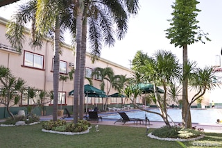 ホリデイ スパ ホテル