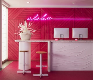 ショアライン ホテル ワイキキ