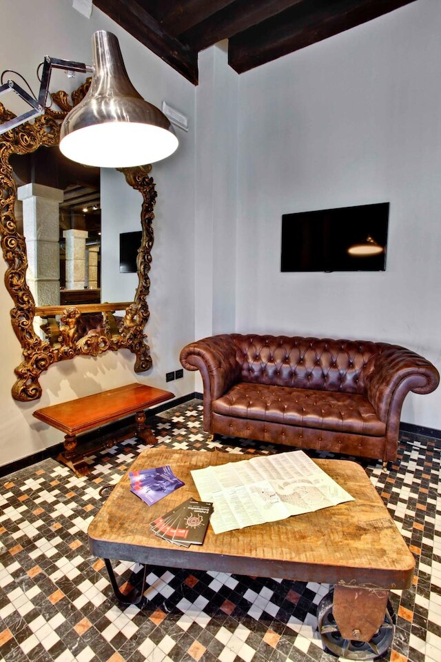 ジェネレーターベネチア