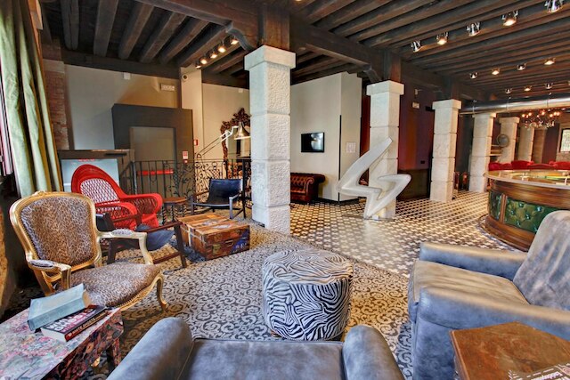 ジェネレーターベネチア