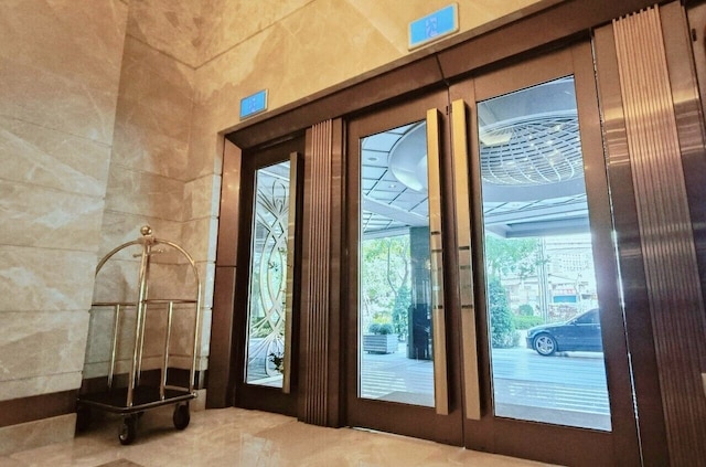 S オーラ ホテル