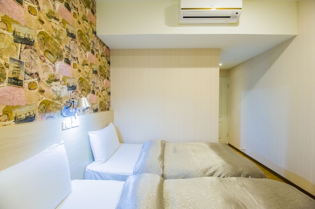 サンドゥオ ホテル (高雄三多商務旅店)