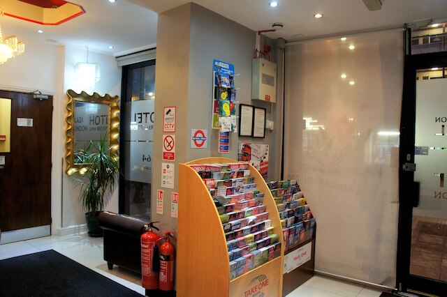 プラザ ロンドン ホテル