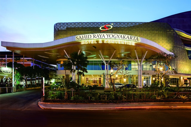 サヒド ラヤ ホテル & コンベンション ヨヤカルタ