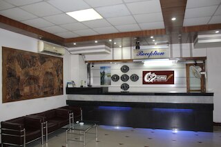 シティ ホームズ ホテル