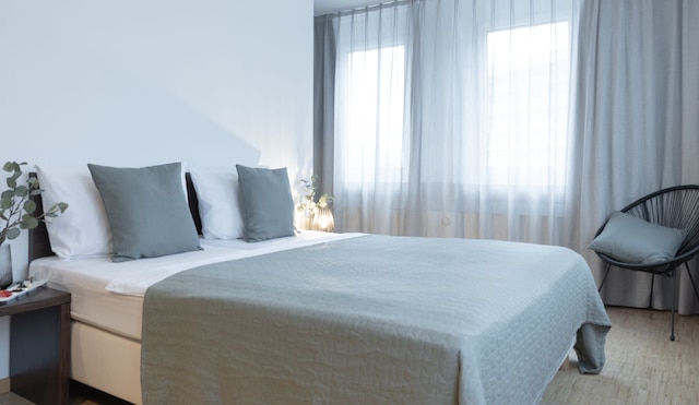 パラゴン アパートメンツ