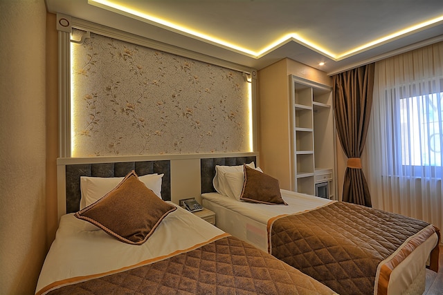 サミール デラックス ホテル