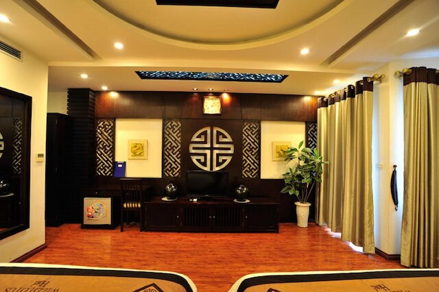 ワイルドロータスアパートメント 2