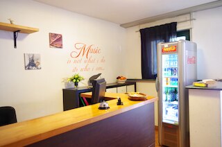 B&B ミュージック