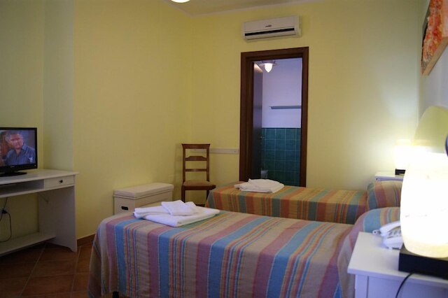 ホテル オルトレマーレ