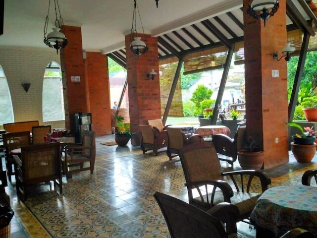 ザ サトゥ ステイ カイェン