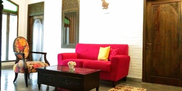 ザ サトゥ ステイ カイェン