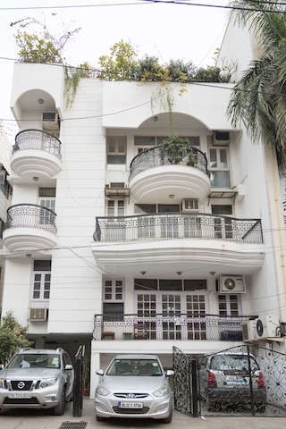 アンダー マイ ルーフ グリーン パーク