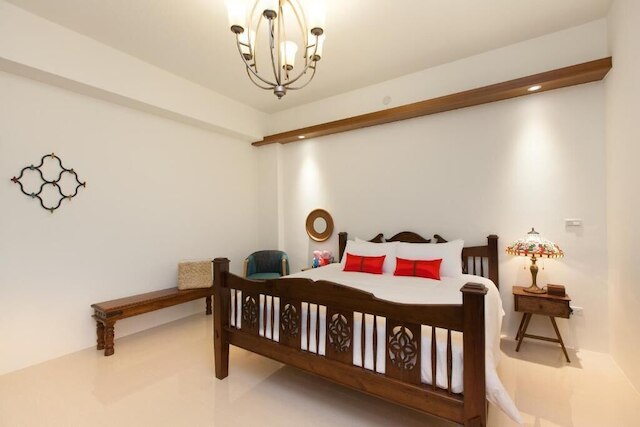 Professor's House 2198