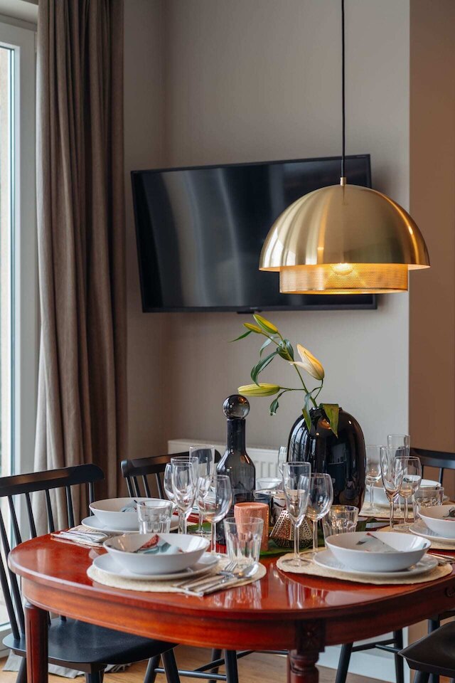 メロー アパートメント - ロフトアフェア