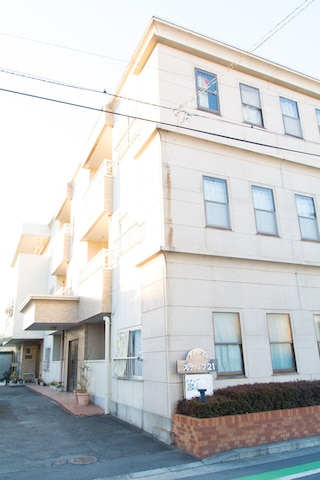 Maebashi Mark's apartment