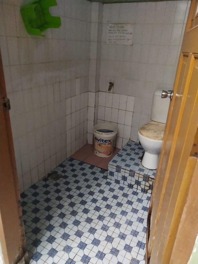 TR ホームステイ