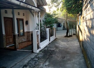 オマー クミリ 3 ジョグジャカルタ